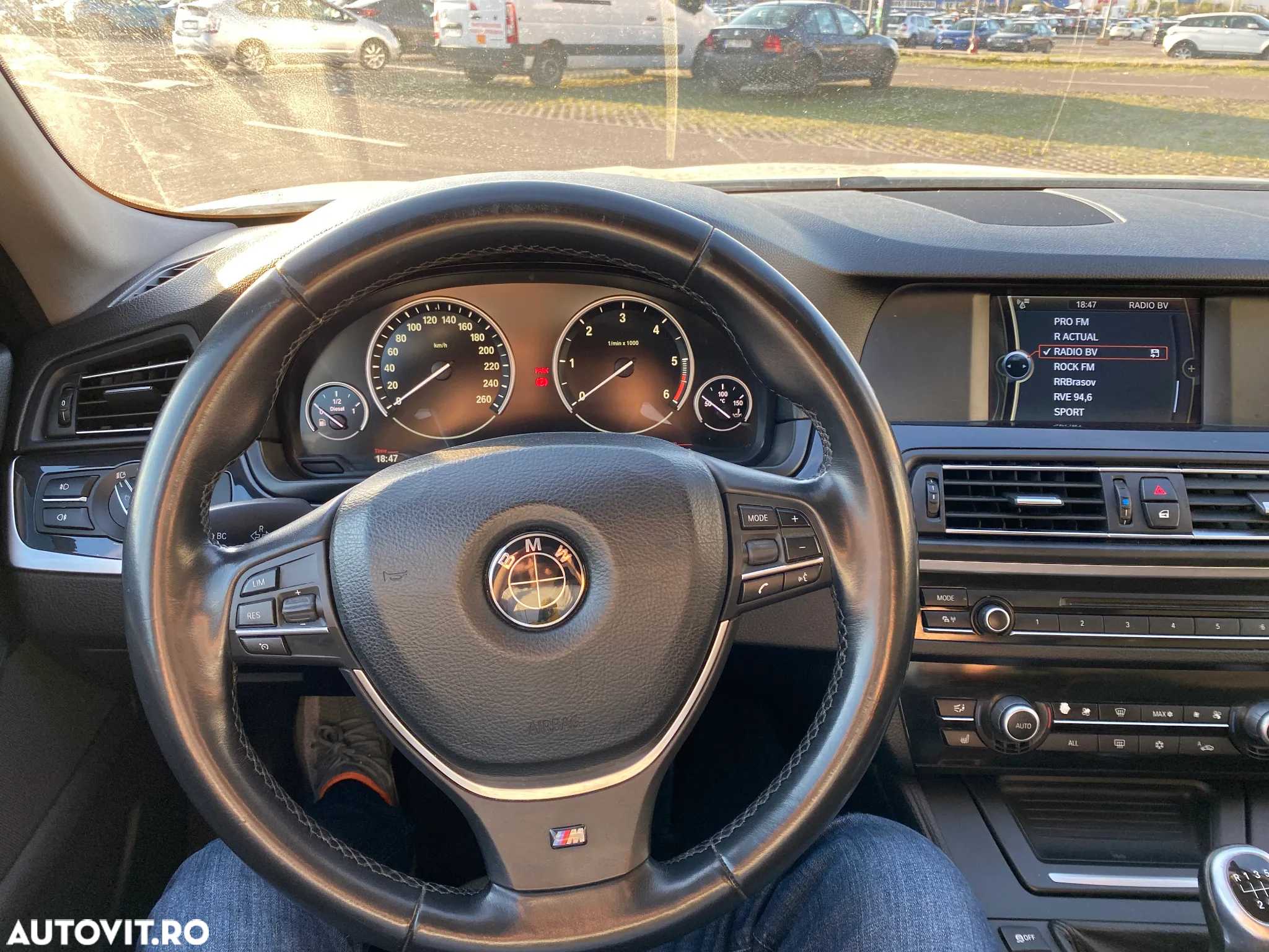 BMW Seria 5 525d - 12