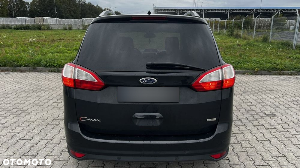 Ford Grand C-MAX - 14