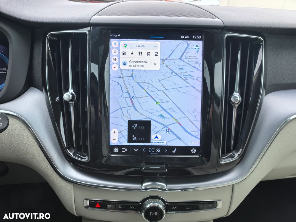 Volvo XC 60 T8 AWD Recharge Geartronic Inscription Expression - 8