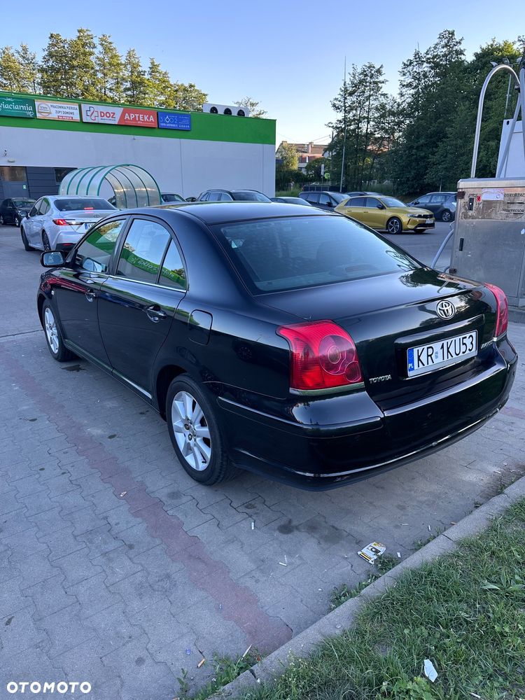Toyota Avensis 1.8 VVT-i Sol - 3