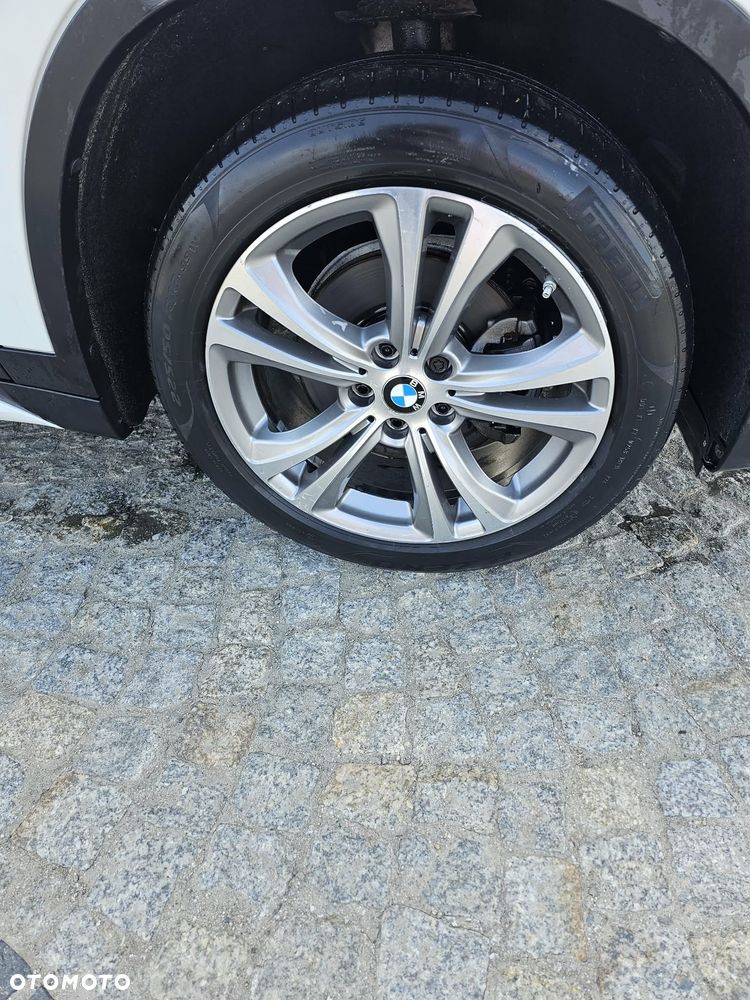 BMW X1 - 11