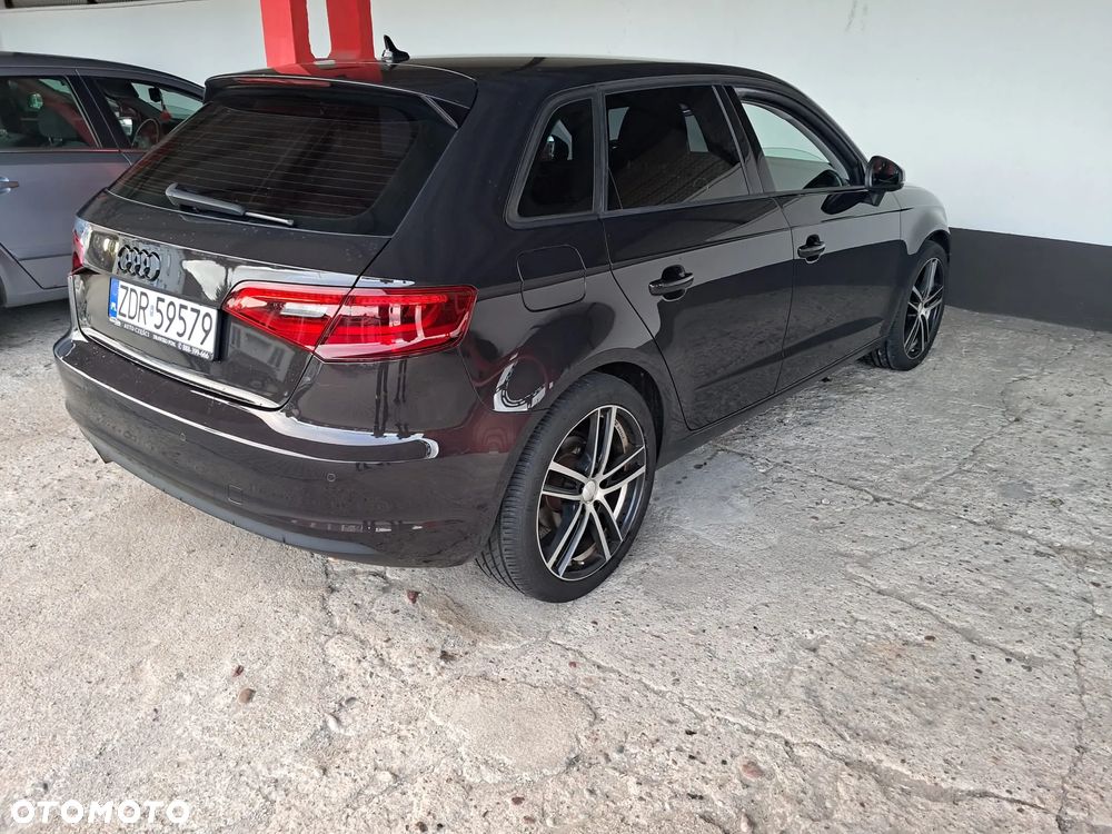 Audi A3 Sportback - 10