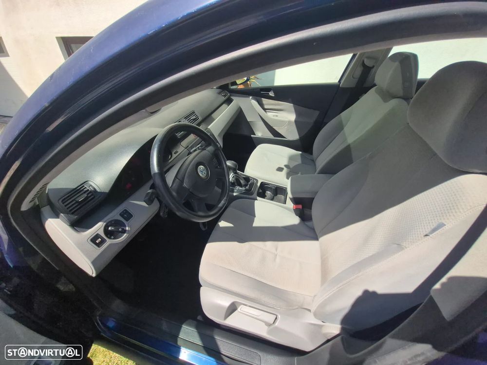 VW Passat Variant 1.9 TDI Confortline - 12