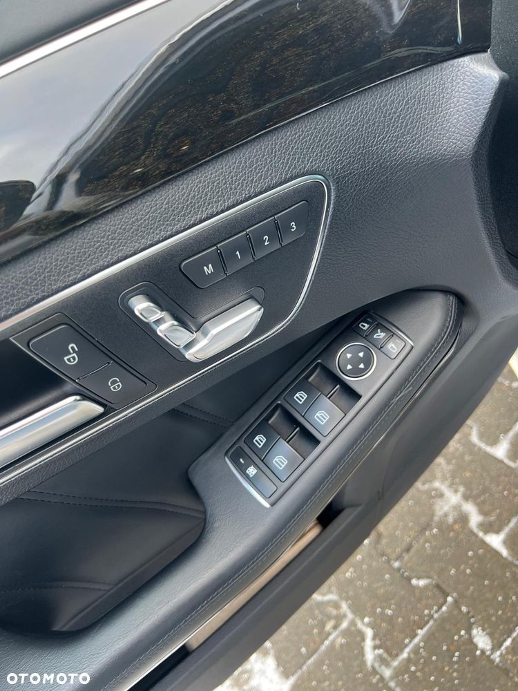 Mercedes-Benz Klasa E 300 BlueTec Hybrid - 20