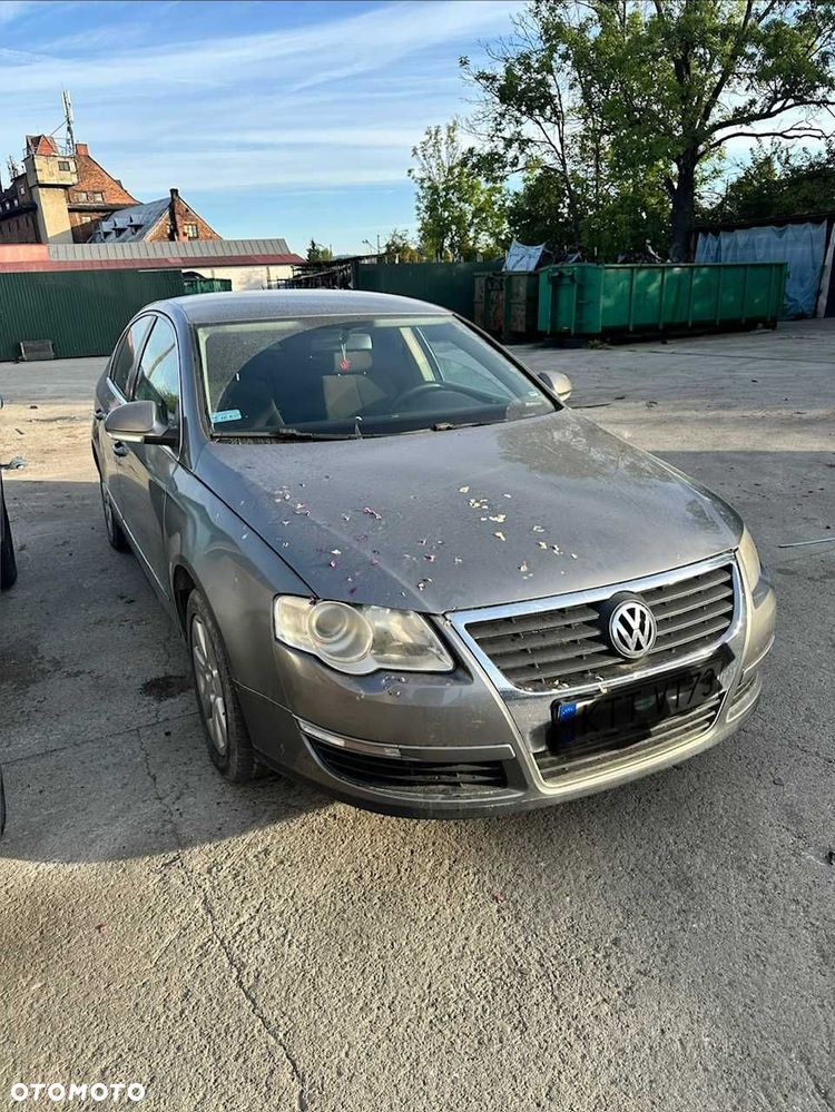 VOLKSWAGEN Passat B6 2.0 FSI Cały na Części