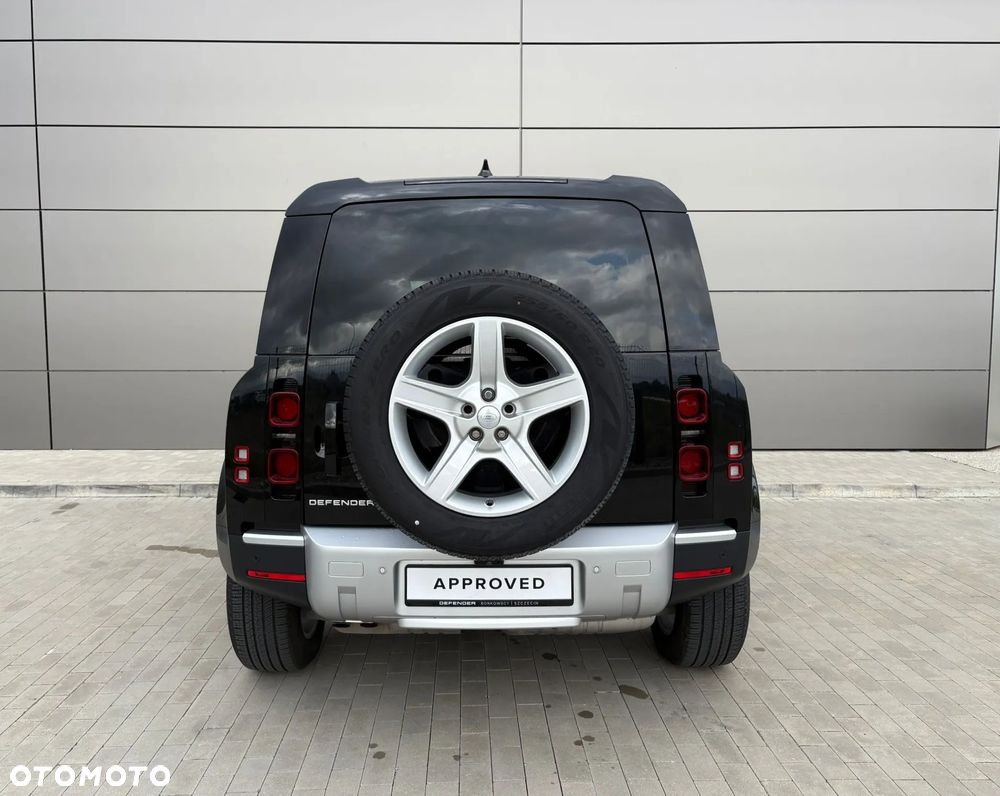 Land Rover Defender - 8