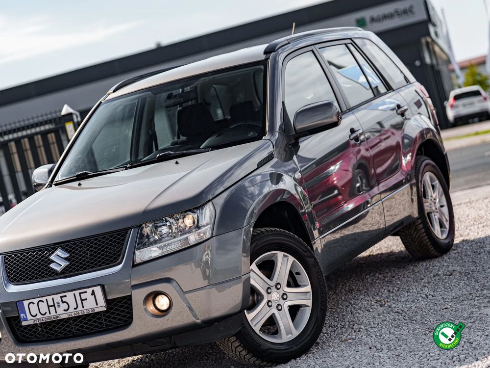 Suzuki Grand Vitara 2.0 Comfort + Family - 5