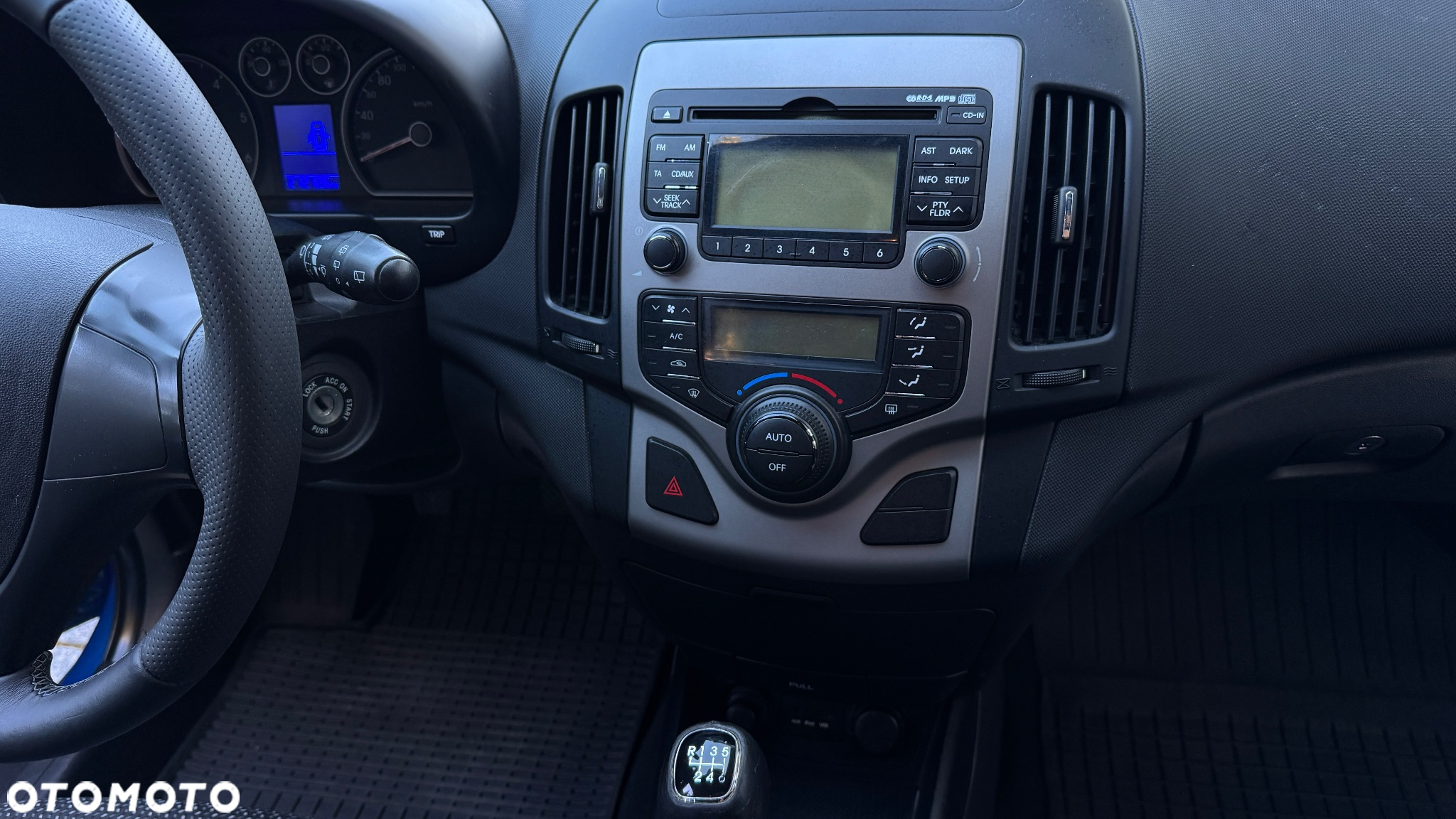 Hyundai i30 1.6 CRDi Base - 31