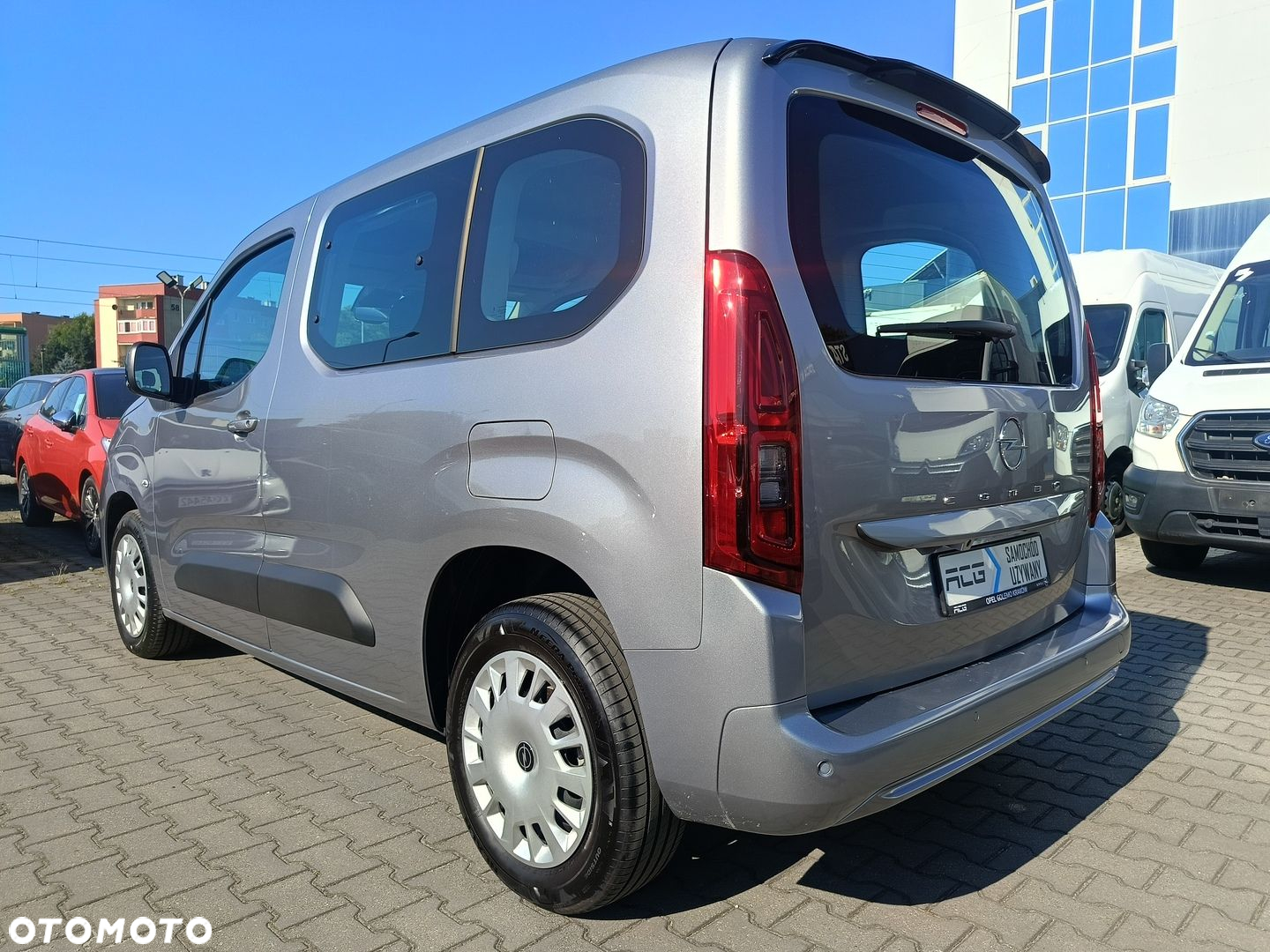 Opel Combo L 1.2 PureTech S&S - 4