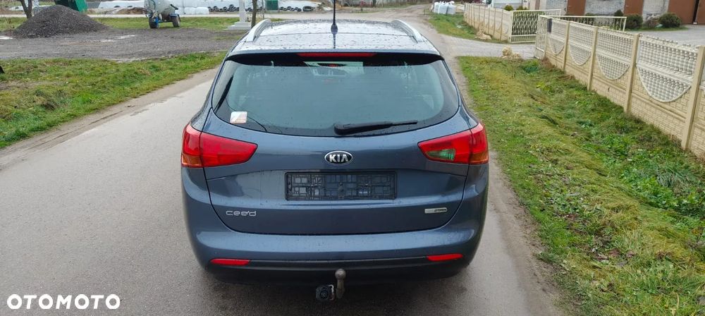 Kia Ceed - 6