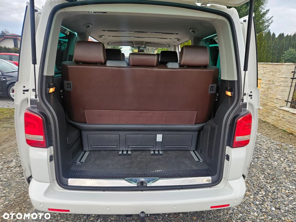 Volkswagen Multivan - 29
