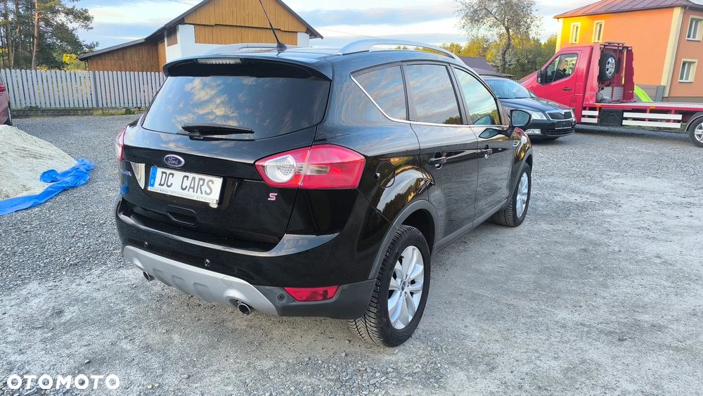 Ford Kuga 2.0 TDCi 4x4 Titanium - 4