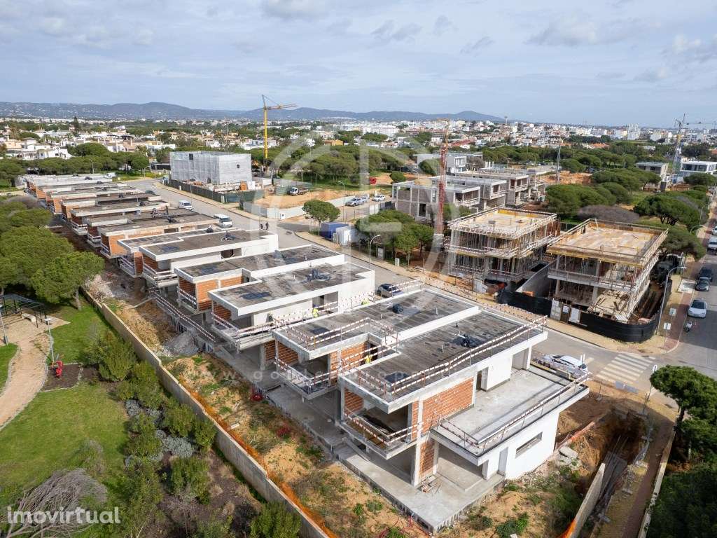 Moradias Individuais T5 em Faro - Grande imagem: 4/57