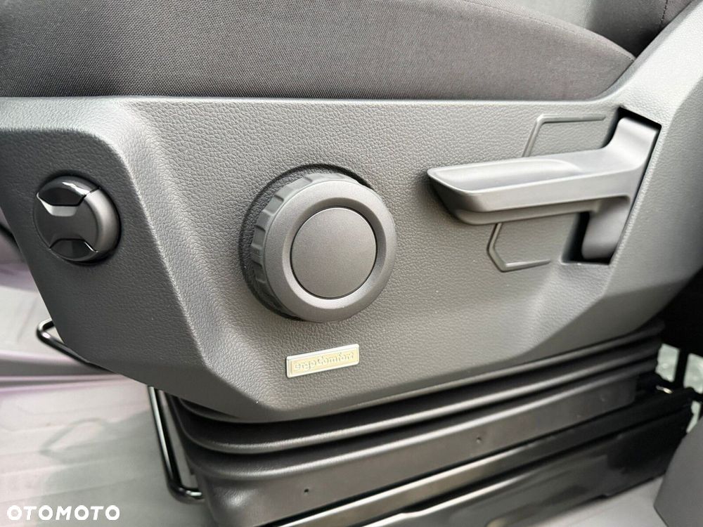 Volkswagen Crafter 35 2.0 TDI L4H3 4490 177KM AUTOMAT - 14