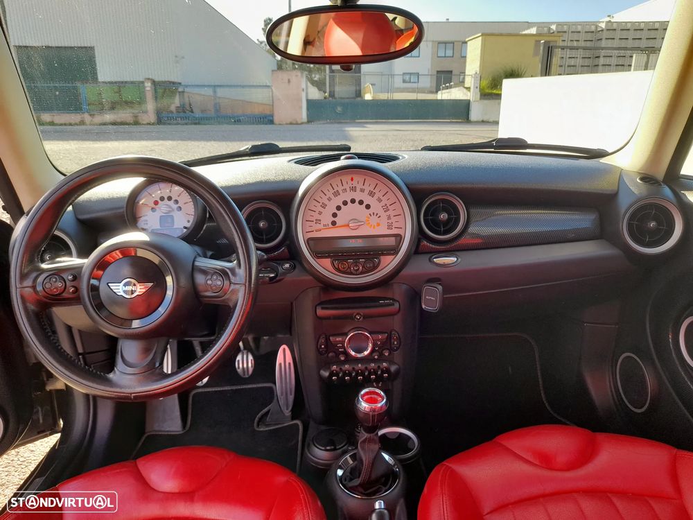 MINI 3 Portas Cooper SD - 21