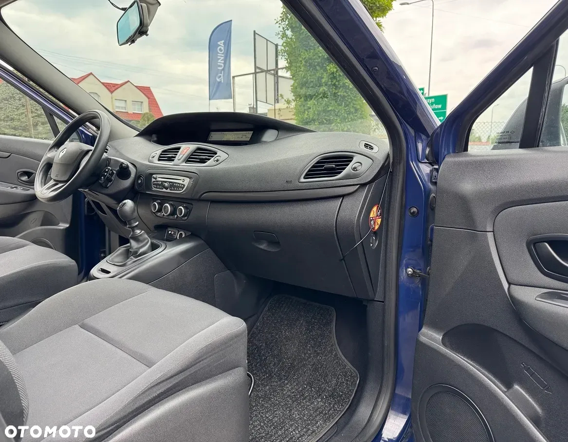 Renault Scenic - 28