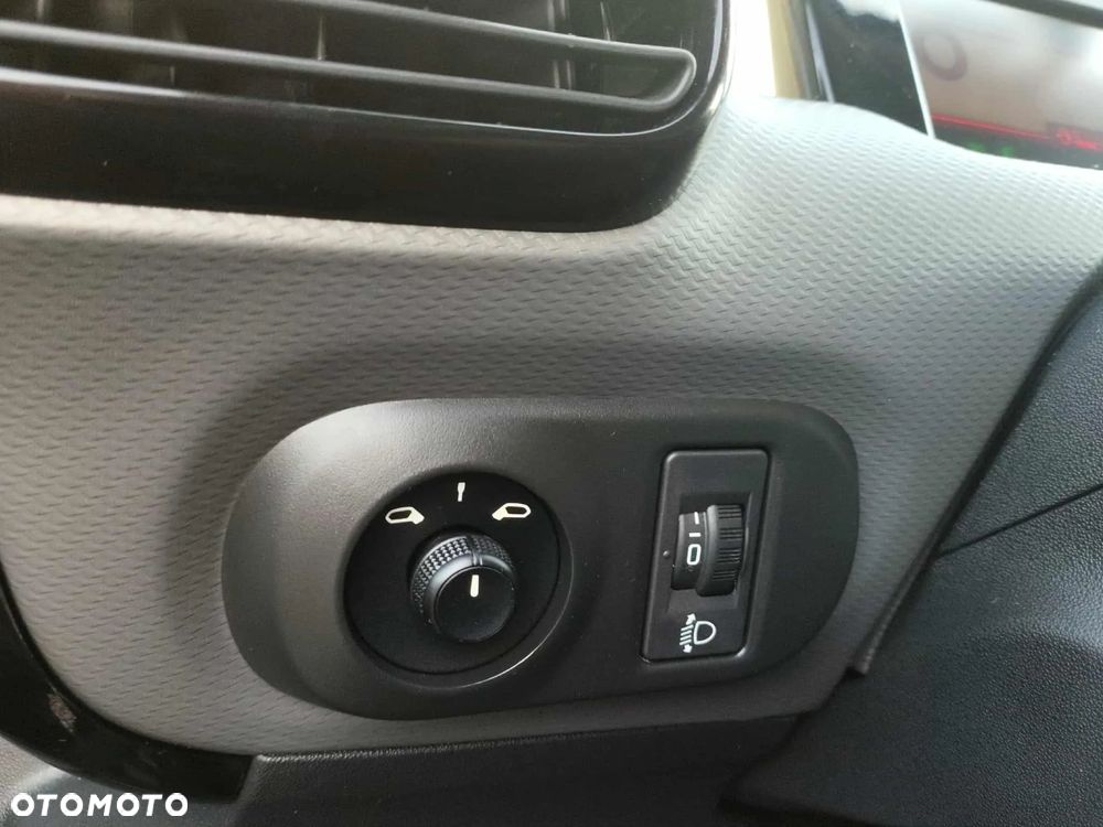 Citroën C4 Cactus 1.2 PureTech Feel S&S - 4