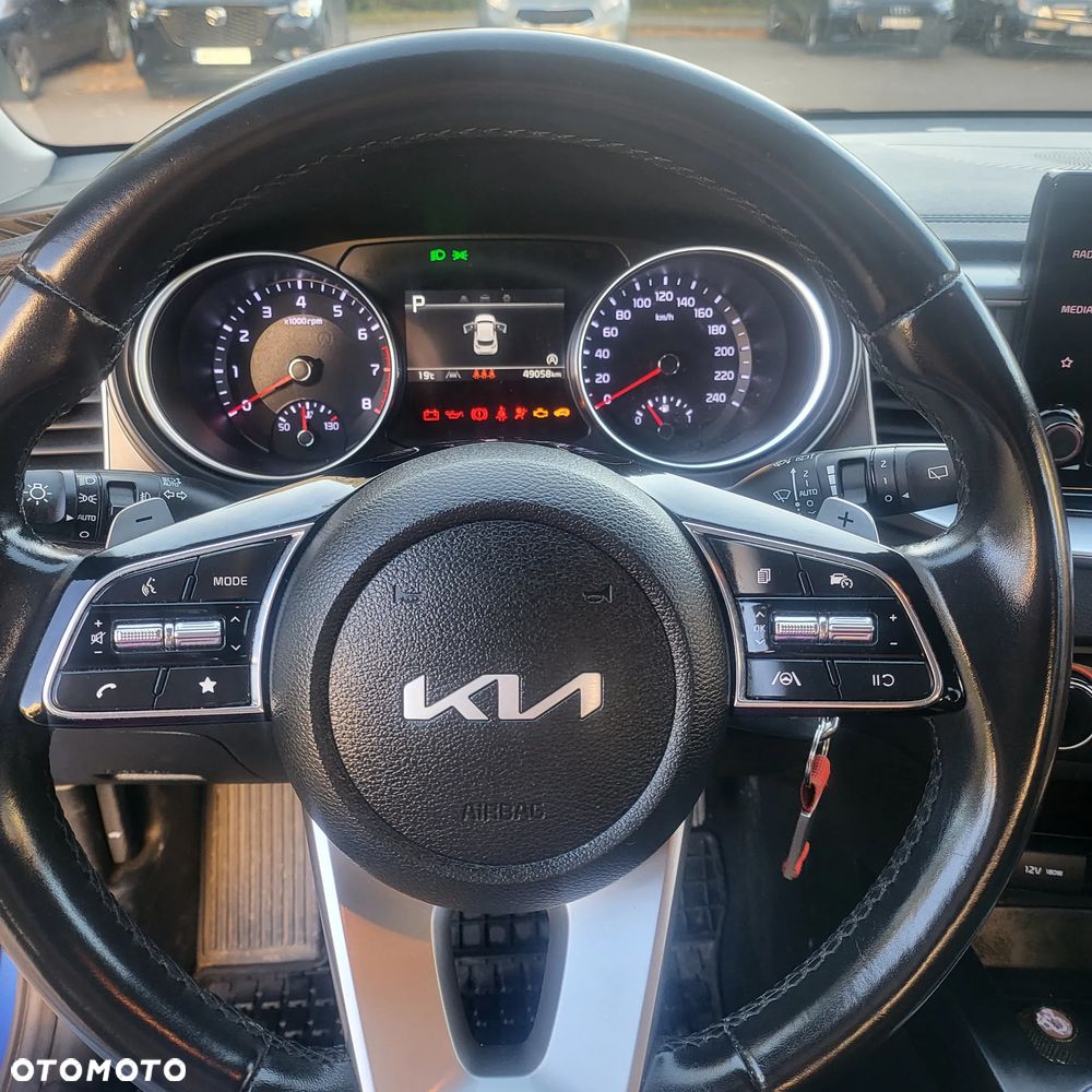 Kia XCeed - 17