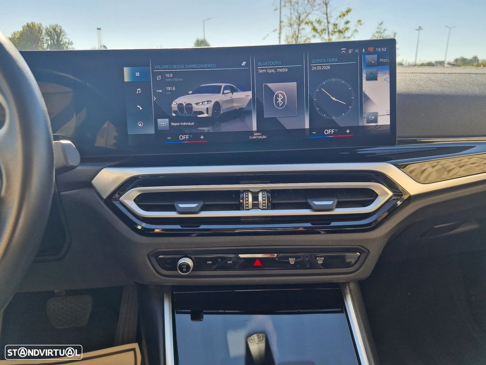BMW i4 - 18