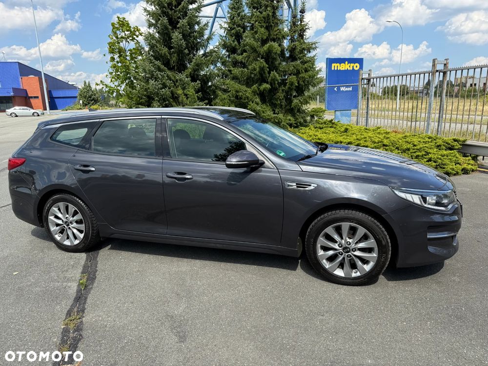Kia Optima - 8