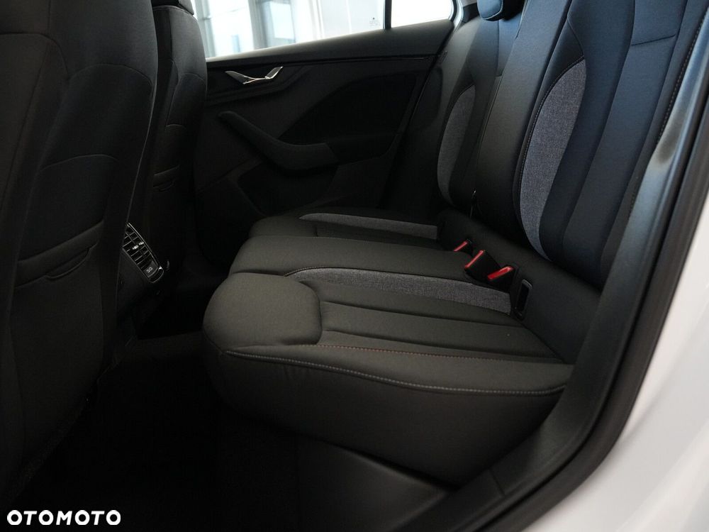 Skoda Kamiq 1.0 TSI Drive DSG - 36