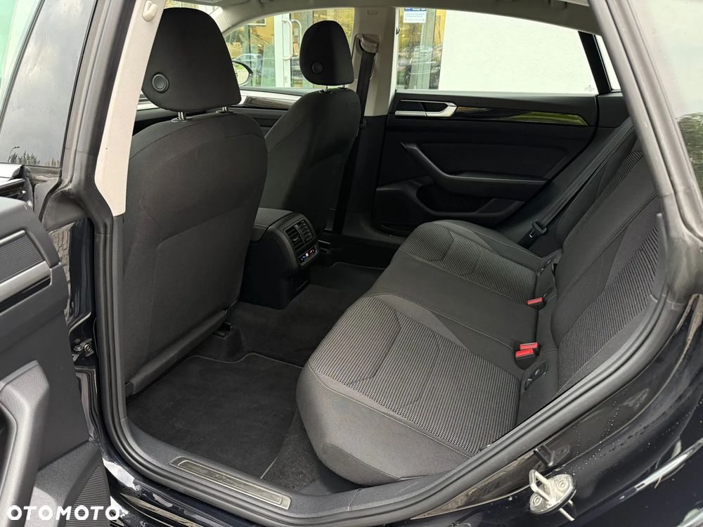 Volkswagen Arteon 2.0 TSI Essence DSG - 11