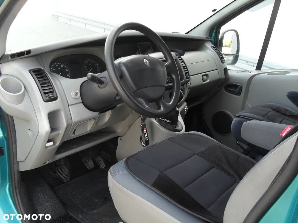 Renault Trafic - 9