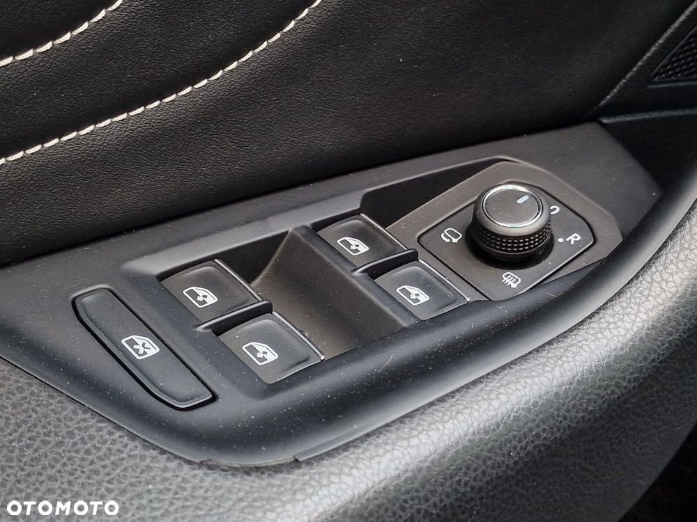 Volkswagen Arteon 2.0 TSI R-Line DSG - 23