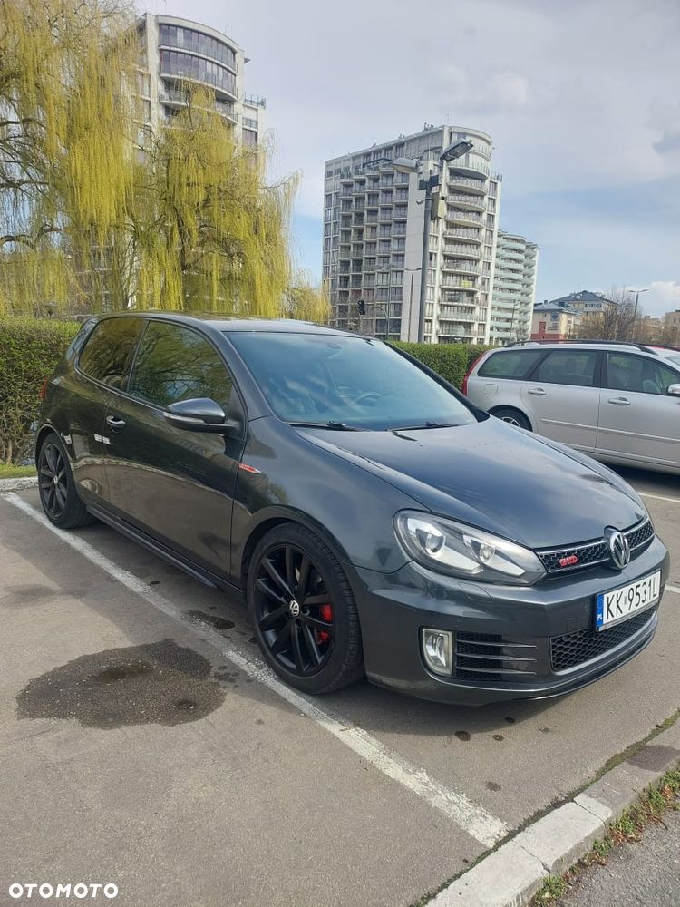 Volkswagen Golf 2.0 TDI DPF DSG GTD - 1