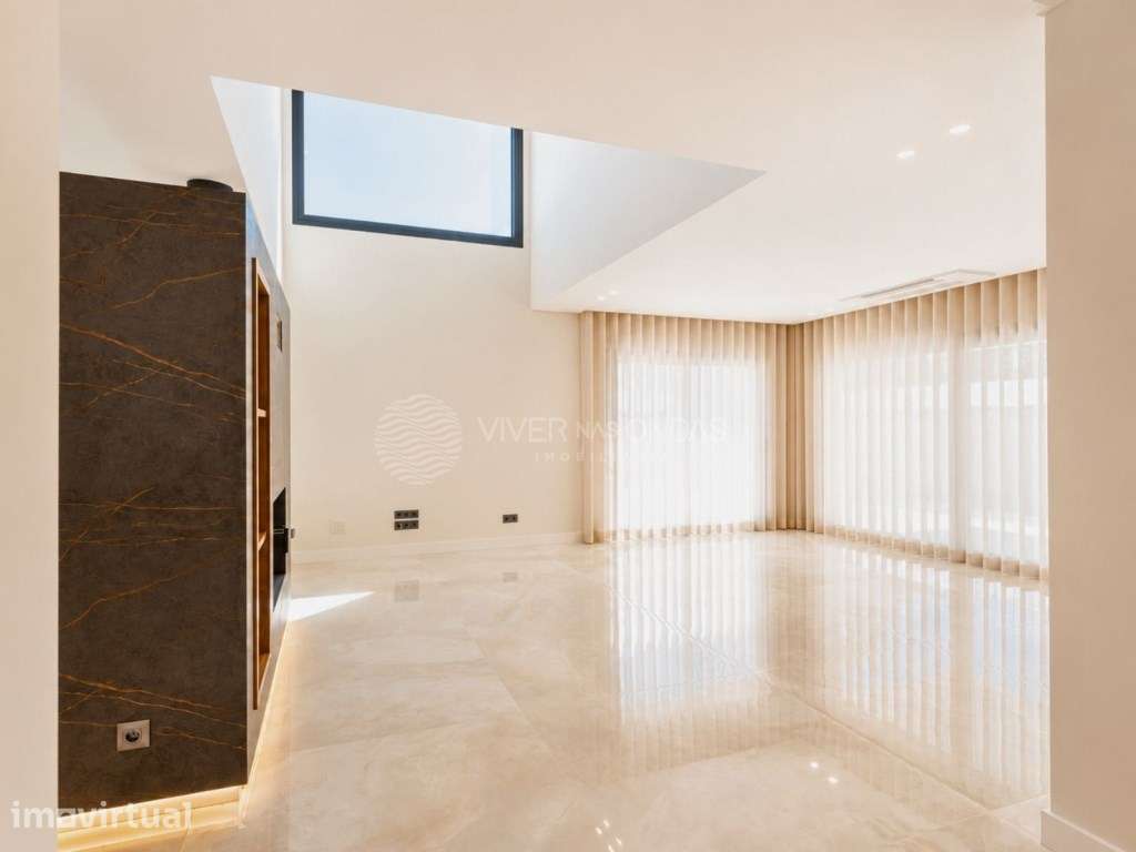 Moradia T4 Isolada de Luxo | Piscina Aquecida | Tecnologia Premium ... - Grande imagem: 4/60