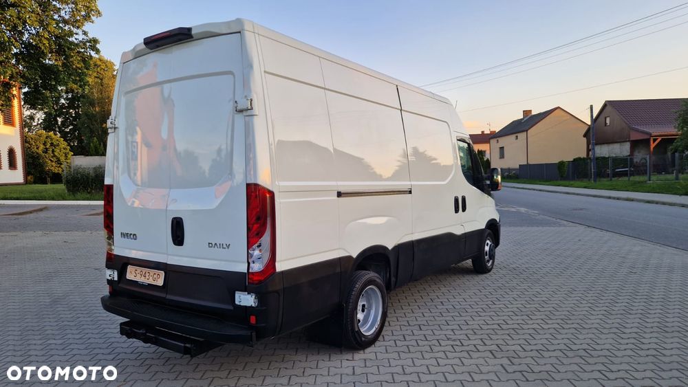 Iveco DAILY 35 Klima Elektryka Tempomat Na Bliźniaku Furgon 3os. Hak Serwis - 25