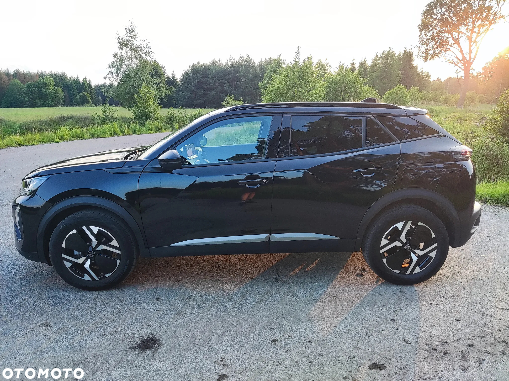 Peugeot 2008 1.2 PureTech Allure S&S EAT8 - 2