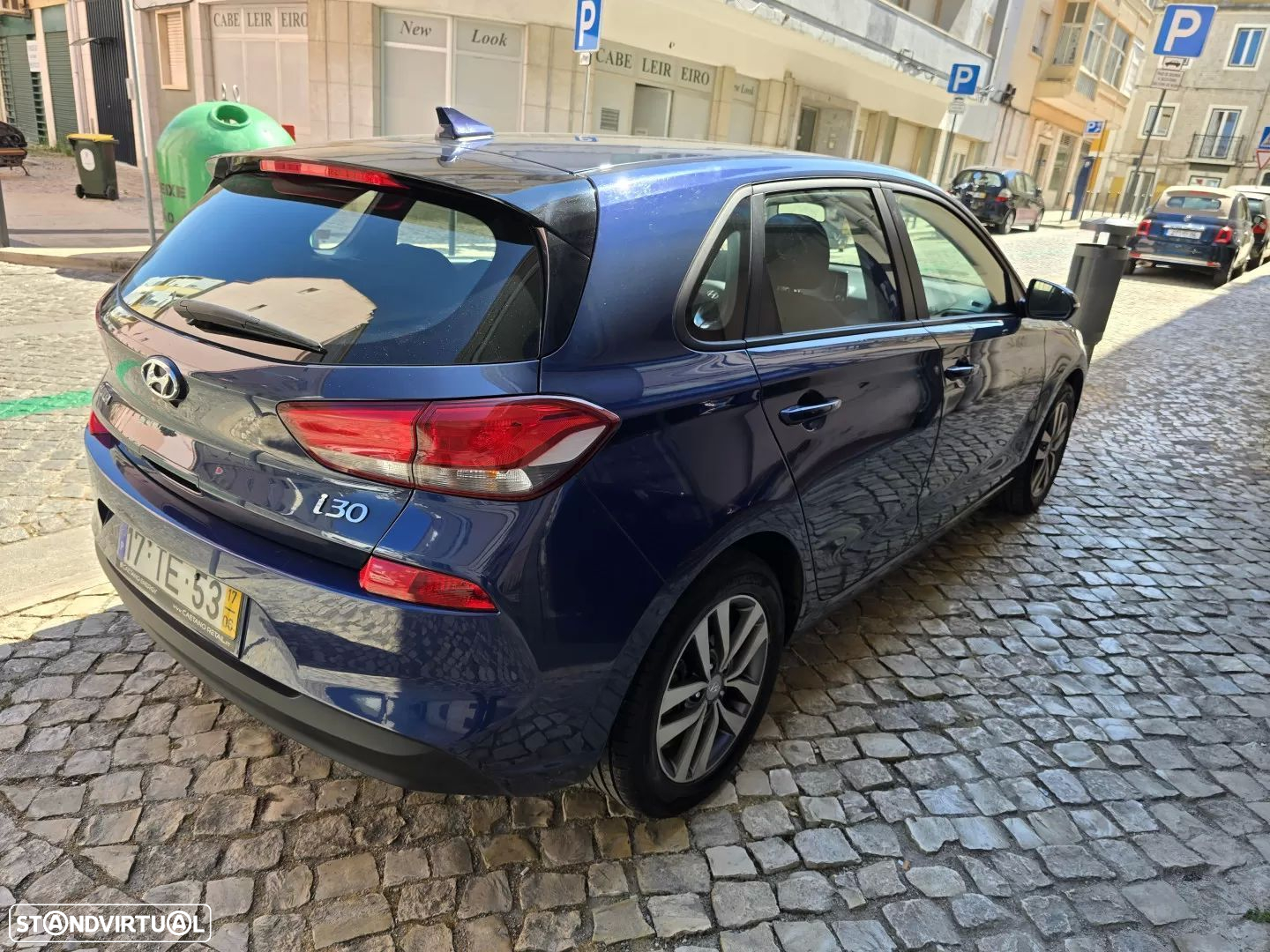 Hyundai i30 1.6 CRDI Blue Comfort+Navi - 7