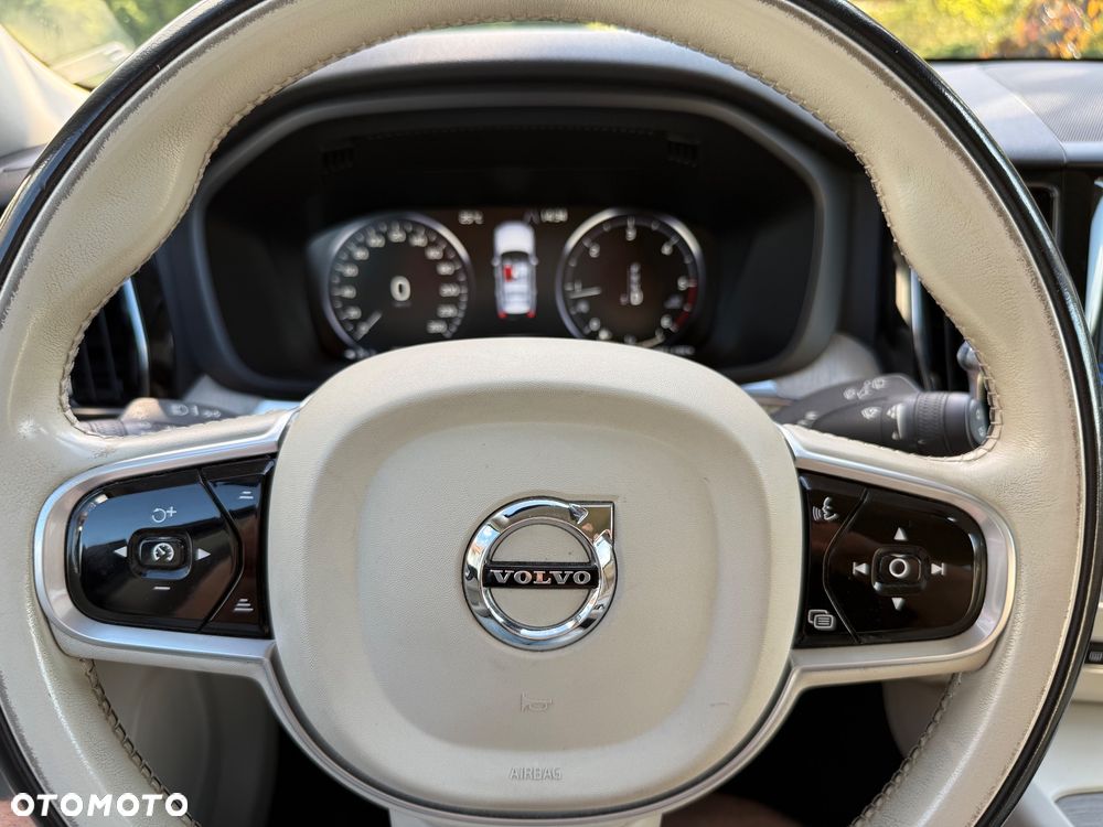Volvo XC 60 D4 AWD Inscription - 9
