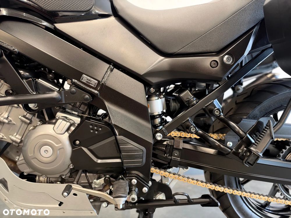 Suzuki V-STROM - 24