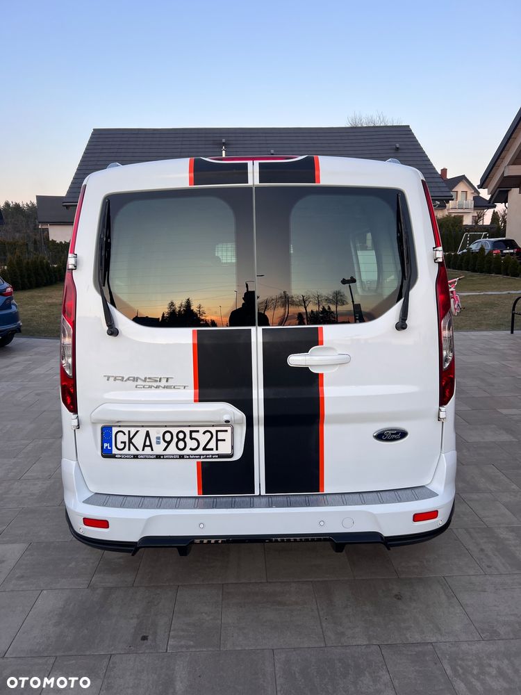 Ford Transit Connect - 38