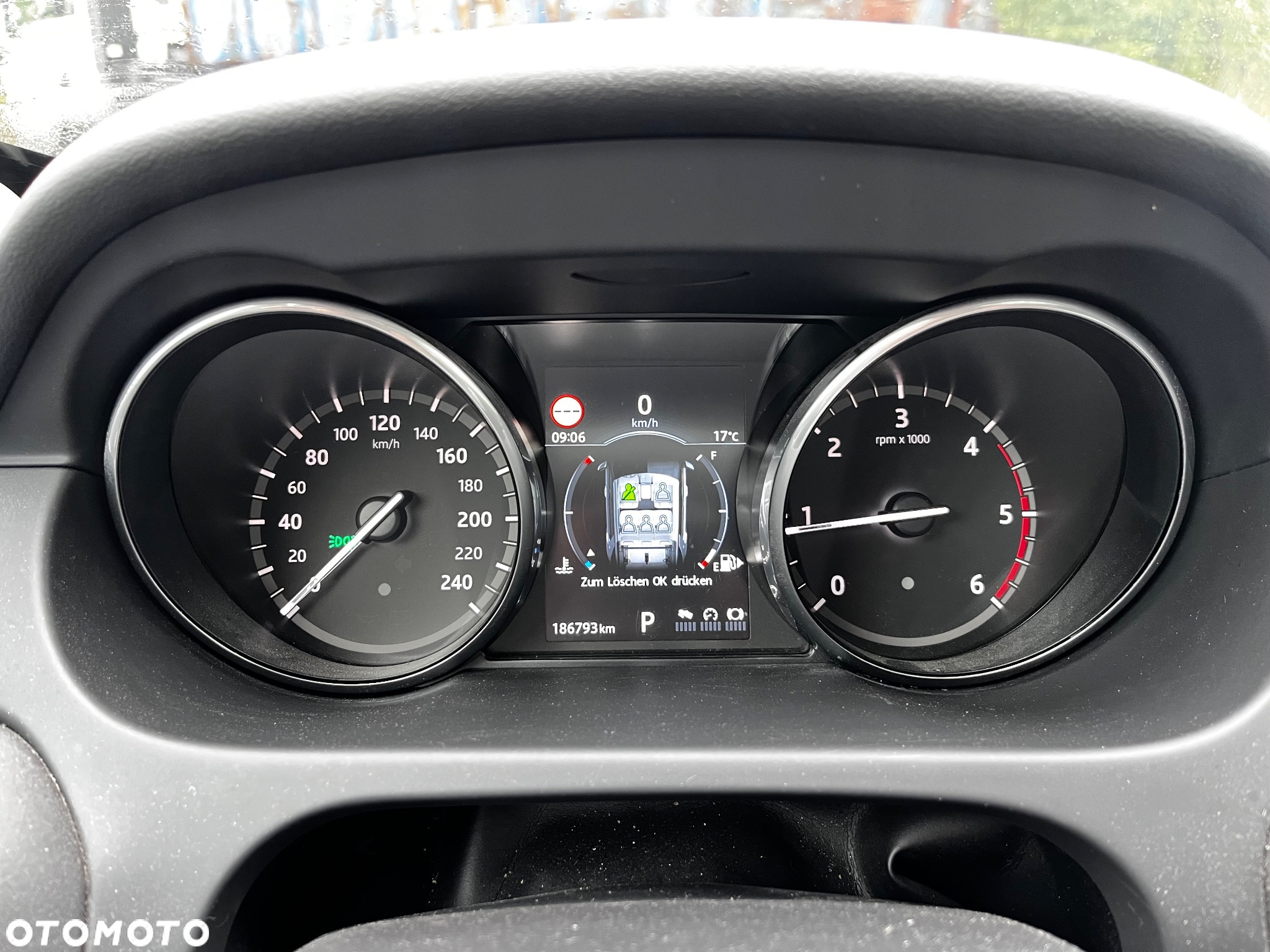 Land Rover Discovery Sport 2.0 TD4 HSE - 26