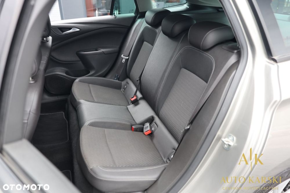 Opel Astra - 32