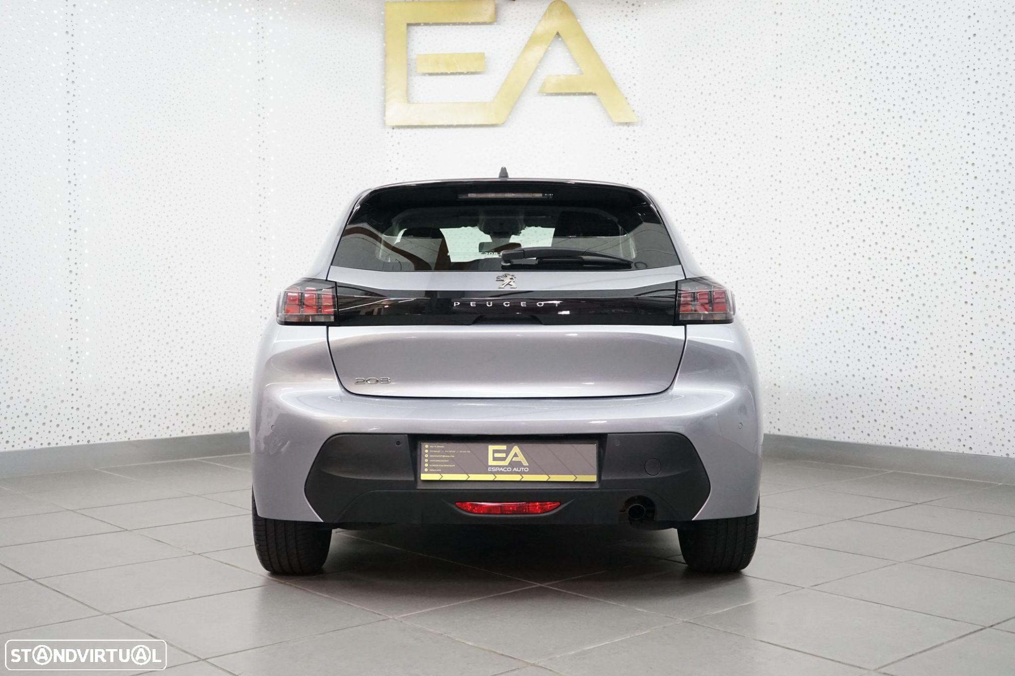 Peugeot 208 1.2 PureTech SE Style - 5