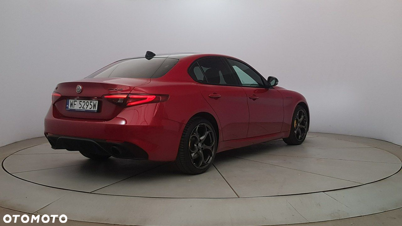 Alfa Romeo Giulia - 7