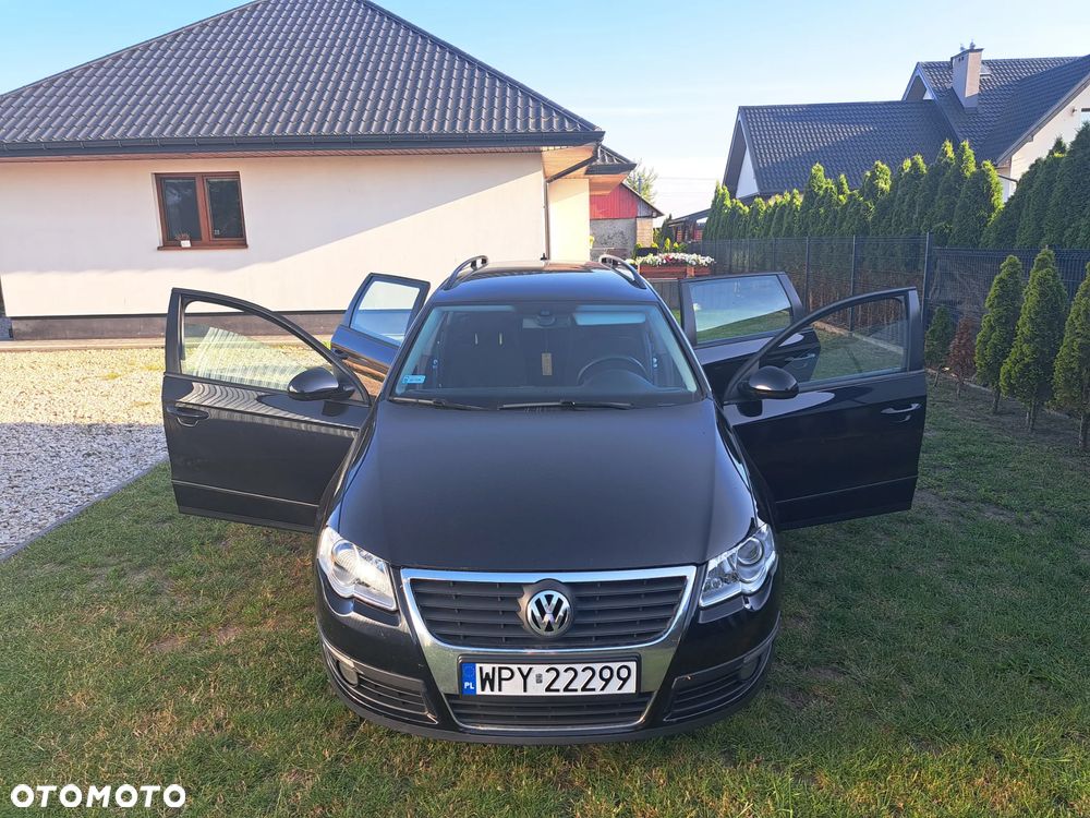 Volkswagen Passat - 16