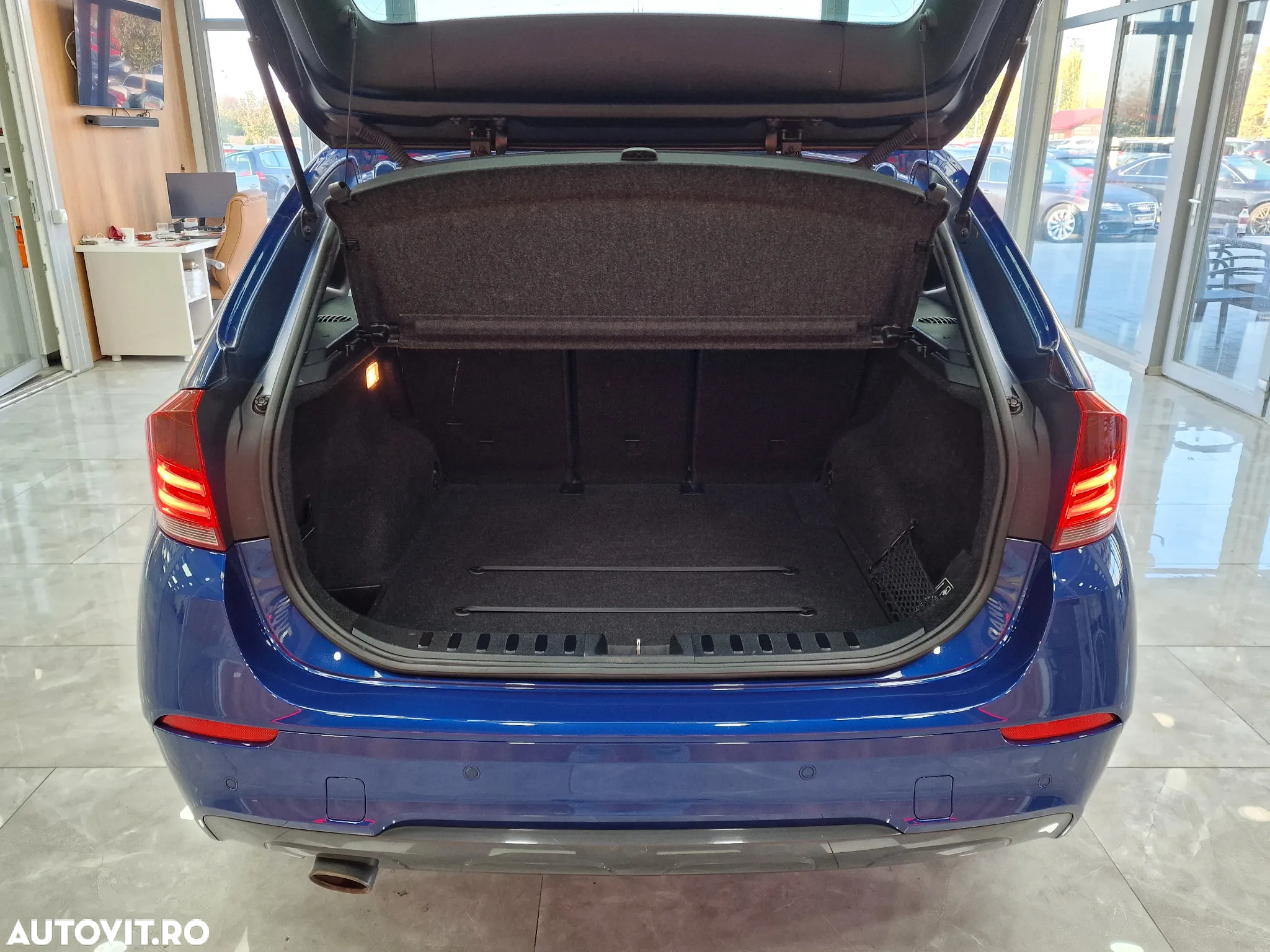 BMW X1 xDrive20d Aut. Sport Line - 12