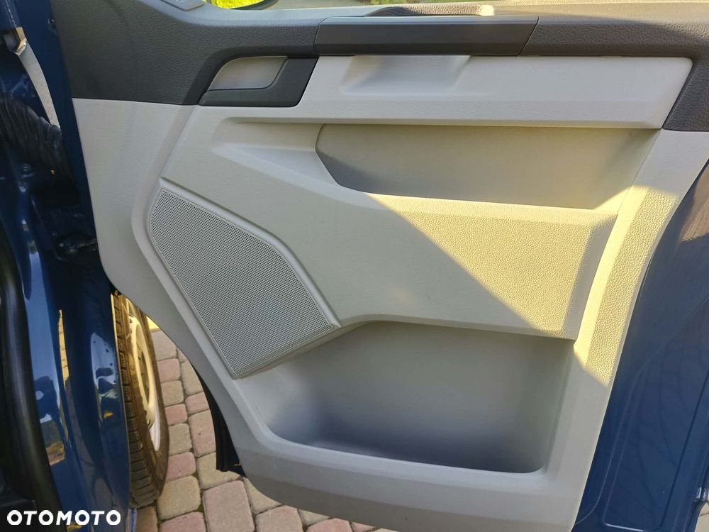 Volkswagen Transporter - 19