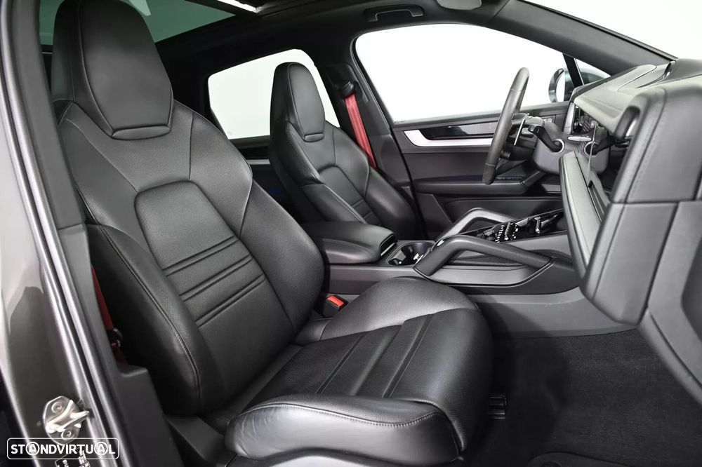 Porsche Cayenne - 33