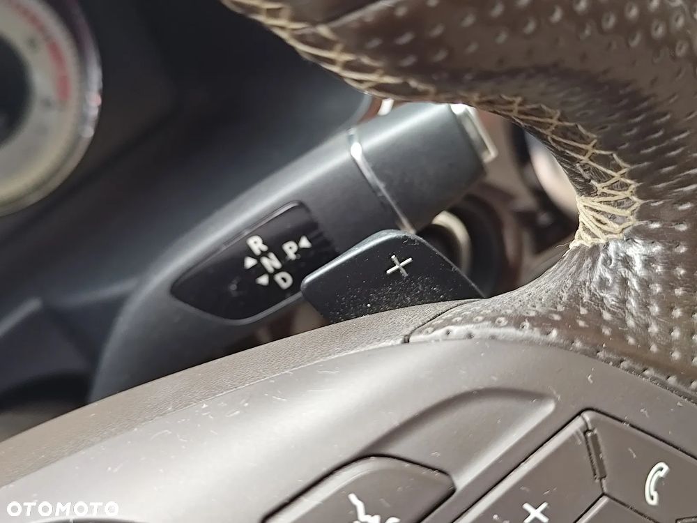 Mercedes-Benz GLK 250 BlueTEC 4Matic 7G-TRONIC - 30