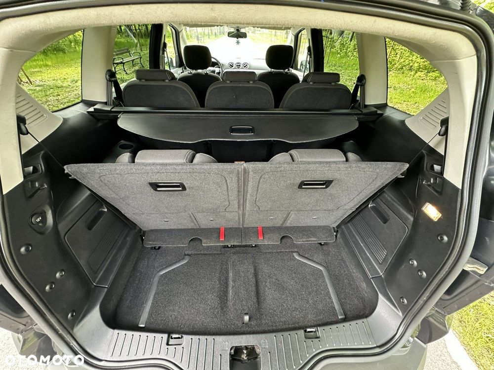 Ford S-Max - 24
