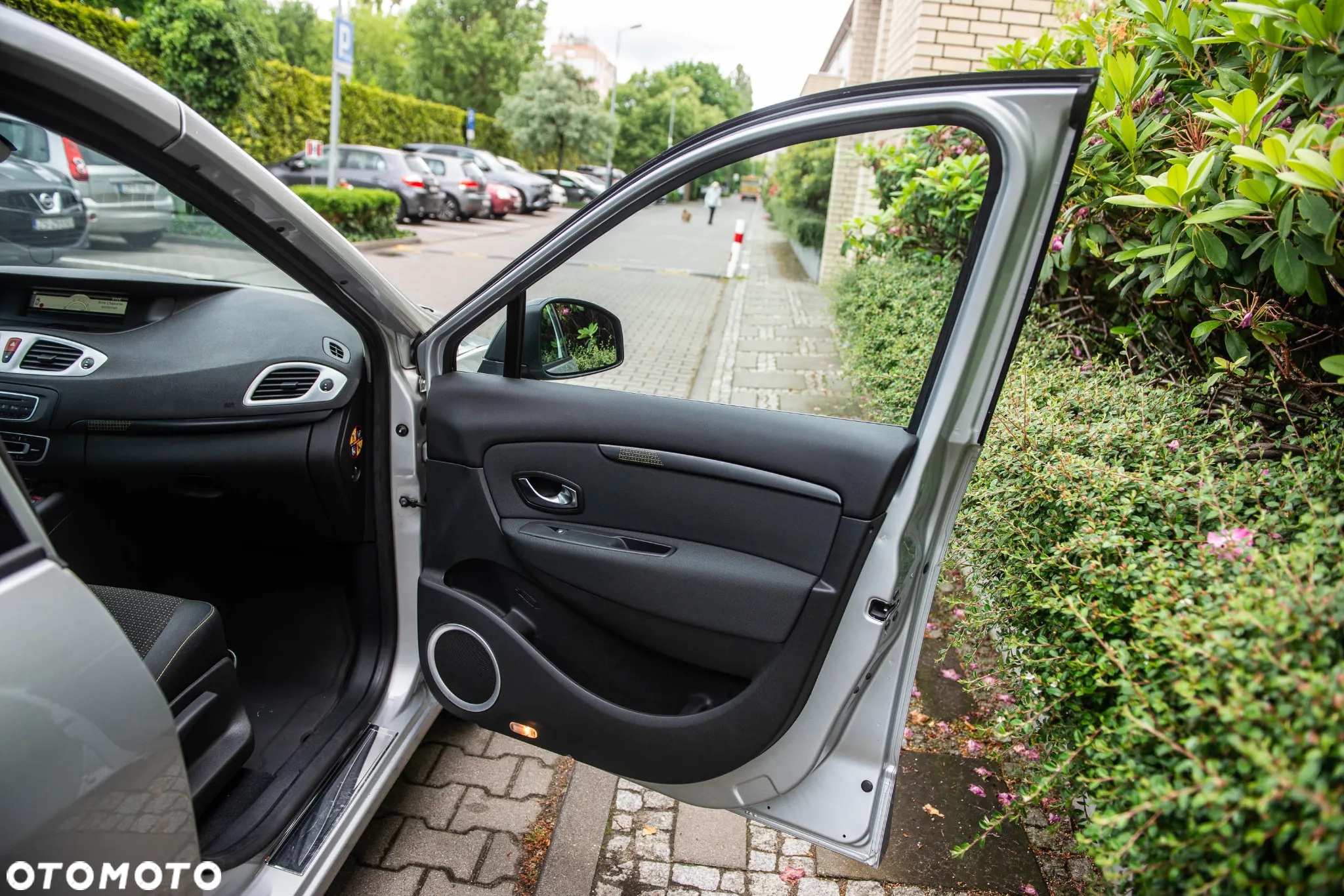 Renault Scenic 1.9 dCi Emotion Plus - 22