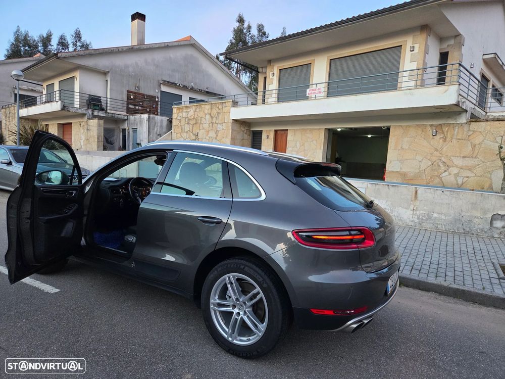 Porsche Macan 2015 photo 2
