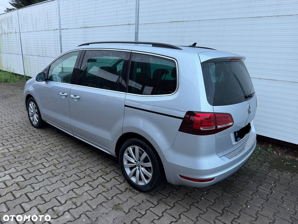 Volkswagen Sharan 2.0 TDI DSG (BlueMotion Technology) Highline - 3
