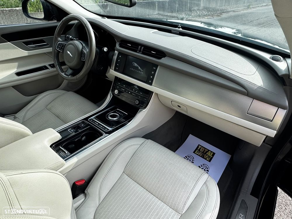 Jaguar XF 3.0 TDV6 Prestige Aut. - 10